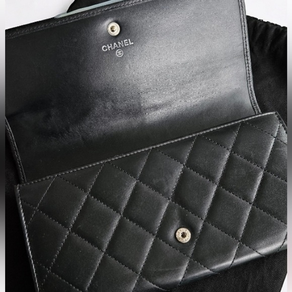 Authentic Chanel Cambon Wallet. Bought at a CHANEL in Paris! Stamp code listed - Picture 8 of 9